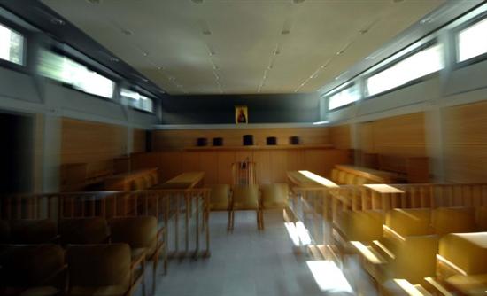 Αναβλήθηκε δίκη αγροτών για επεισόδια του 2013