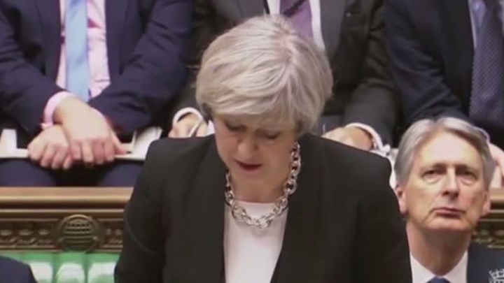 Λονδίνο: Τους τραυματίες της επίθεσης επισκέφθηκε η Τερέζα Μέι