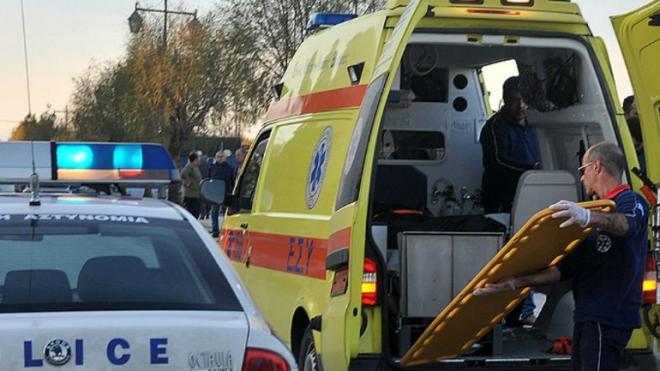 Αχαΐα: Θανατηφόρο τροχαίο στο Αίγιο - Αυτοκίνητο προσέκρουσε σε φορτηγό