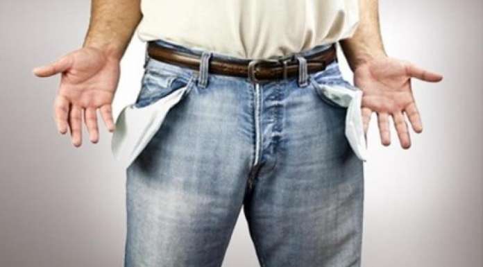 Νοικοκυριά σε απόγνωση… με σπίτι, αυτοκίνητο, αλλά χωρίς λεφτά!