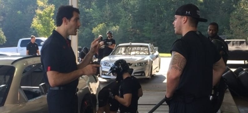 Ομογενής ο πρώτος προπονητής pit stop στους αγώνες NASCAR