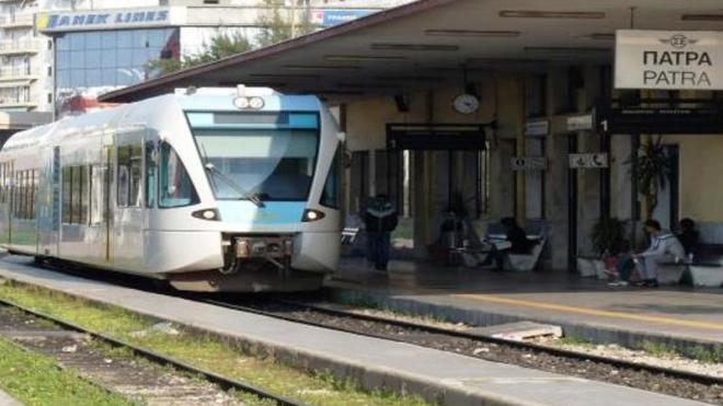 Σιδηροδρομικοί προς ΟΣΕ: "Σταματήστε την αυθαιρεσία του εργολάβου. Δεν έχει γίνει καμιά εργασία για την επέκταση του Προαστιακού στην Κάτω Αχαϊα"