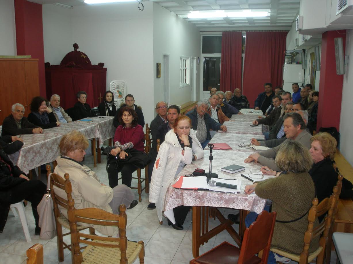 Αχαΐα: Διαμαρτυρία πολιτικών συλλόγων για τον ειδικό φόρο σε τσίπουρο και τσικουδιά