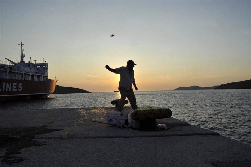 Πάτρα: Εχασε τις αισθήσεις του ενώ ψάρευε !