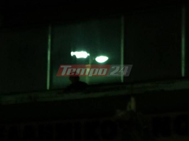 Πάτρα: Επιχείρηση απεγκλωβισμού παιδιού στην Τριών Ναυάρχων - ΦΩΤΟ - ΒΙΝΤΕΟ - ΝΕΟΤΕΡΑ