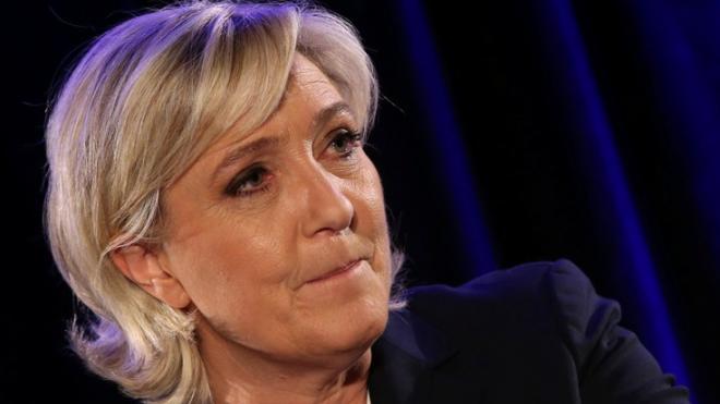 Μαρί Λεπέν: Δεν γίνεται να εμπιστευτούμε τα ευρωπαϊκά σύνορα στην κατεστραμμένη Ελλάδα