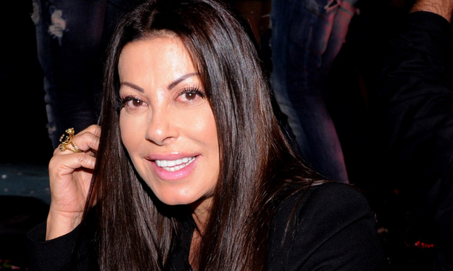 Τη ζωή της στο θέατρο "ανεβάζει" η Άντζελα Δημητρίου