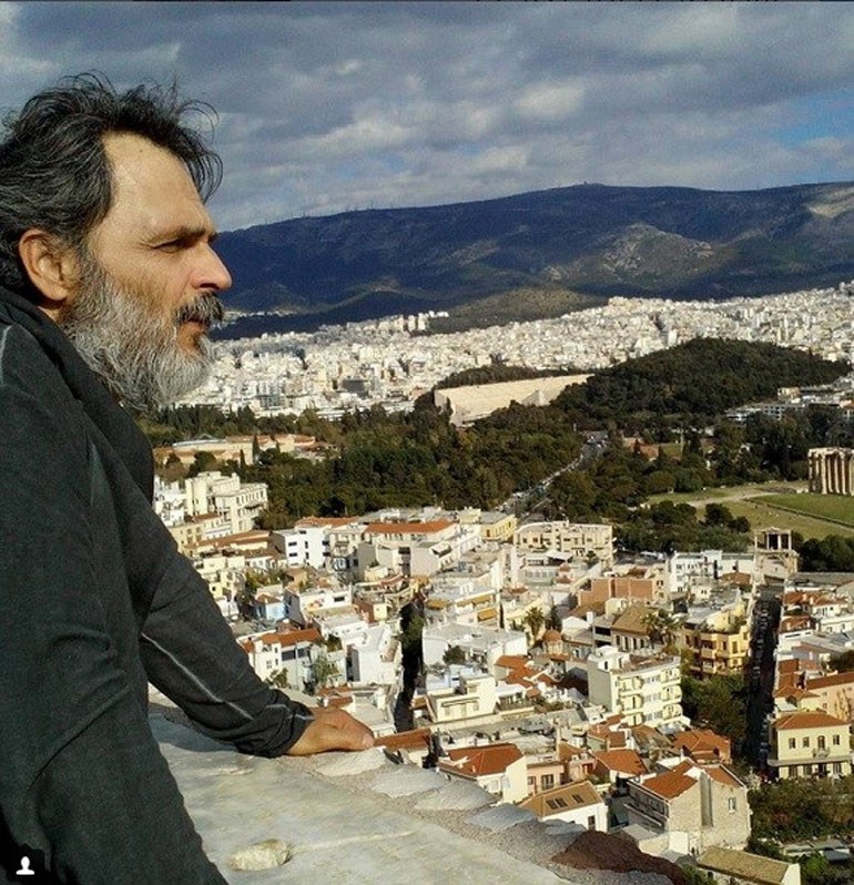 ο Σταμάτης Γαρδέλης με μούσι !