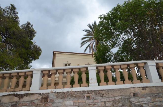 Δείτε πώς είναι σήμερα η θρυλική βίλα Κωστάντζα της Αχαϊα Κλάους- Η ιστορία της και οι επίσημοι προσκεκλημένοι- Η βασίλισσα Σίσσυ, η Κατίνα Παξινού και ο Ομάρ Σαρίφ