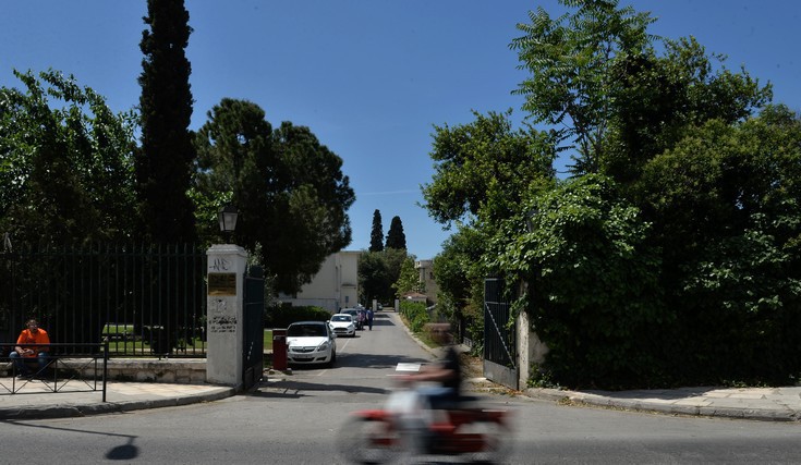 Στον εισαγγελέα σήμερα ο 25χρονος ληστής του Γεωπονικού - Αρνείται να δώσει δακτυλικά αποτυπώματα