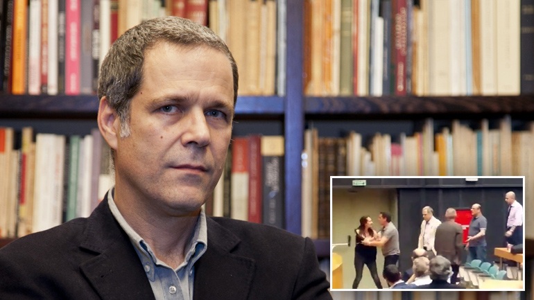 Ο Θ. Τζήμερος γρονθοκόπησε την περιφερειακή σύμβουλο του ΚΚΕ