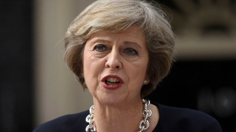 Μέι: Βρισκόμαστε σε κατάσταση «κόκκινου» συναγερμού