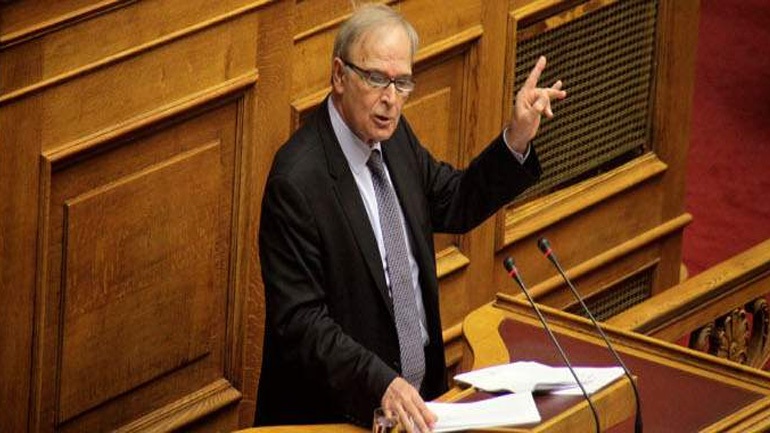 Ο Γιώργος Καρράς ίδρυσε δικό του κόμμα