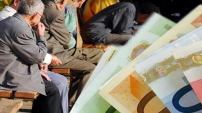 Βαλτώνουν 120.000 αιτήσεις συνταξιοδότησης