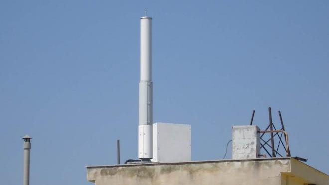 Πάτρα: Νέα κινητοποίηση στην Αγυιά για τις κεραίες κινητής τηλεφωνίας - Κρέμασαν φωτογραφίες παιδιών με λευχαιμία και έριξαν βαμμένα κόκκινα κέρματα!