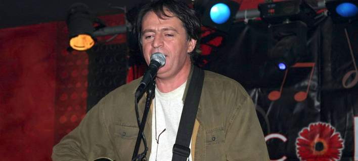 Απεβίωσε ο τραγουδοποιός Θοδωρής Παυλάκος