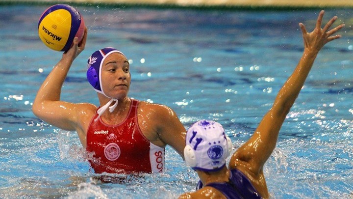 Πόλο γυναικών - "Ζωντανός" για τον τίτλο ο Ολυμπιακός