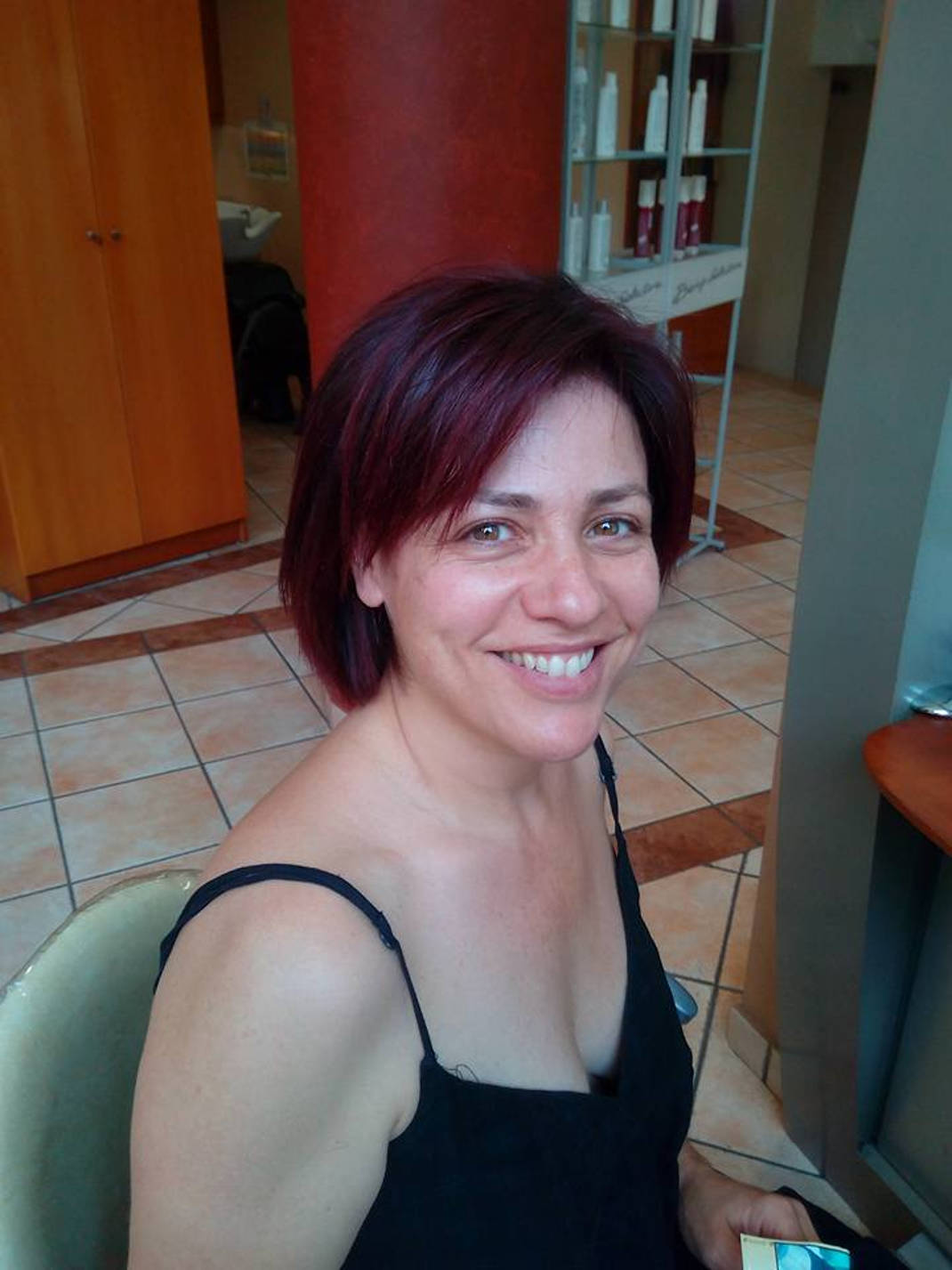 Η Μαριάννα Τουμασάτου τόλμησε την τελευταία τάση στα μαλλιά