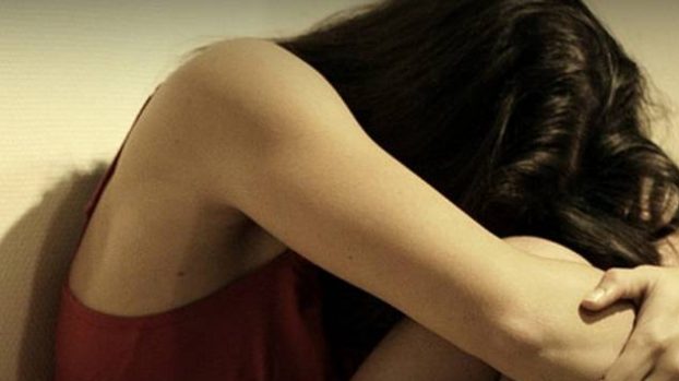 Σοκ στις Αχαρνές. Συνελήφθη άντρας που βίαζε την 34χρονη ΑμεΑ ανιψιά του