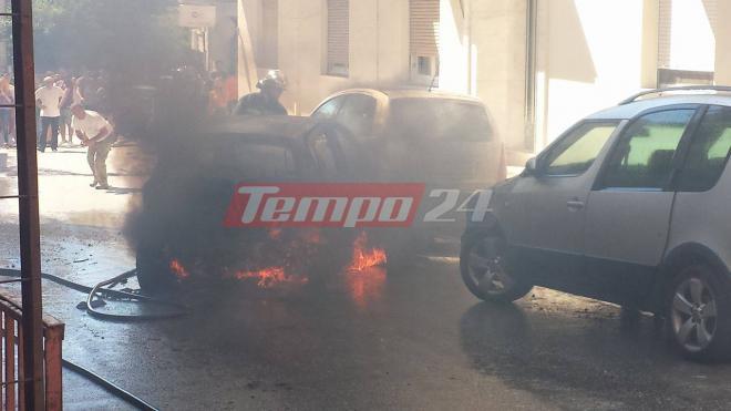 ΣΟΚ στην Πάτρα: Τσακώθηκε με συγγενή και έβαλε φωτιά στο αυτοκίνητο - Σοβαρές ζημιές σε τρία οχήματα - ΔΕΙΤΕ νέα συγκλονιστικά ΒΙΝΤΕΟ