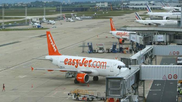 Αεροσκάφος έκανε έκτακτη προσγείωση στη Γερμανία