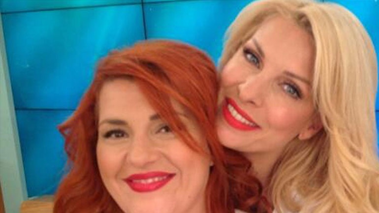 Κατερίνα Ζαρίφη: «Δεν με μαχαίρωσε η Ελένη Μενεγάκη»