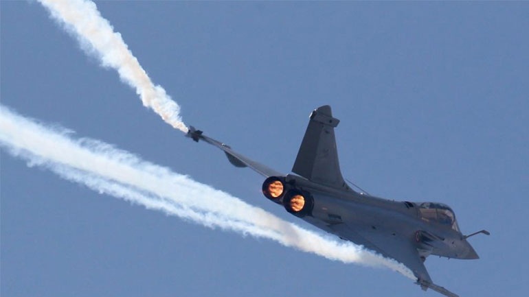 Αεροπορικές επιδρομές στη χερσόνησο του Σινά - 12 νεκροί