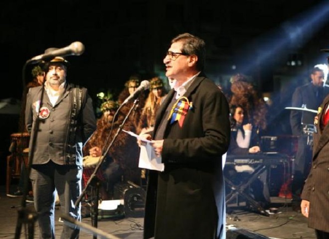 Ο Δήμος Πατρέων κάλεσε τα καρναβαλικά πληρώματα για την πορεία, αλλά πήγαν... μια χούφτα άνθρωποι! - "Δεν θέλουμε πολιτικοποίηση του Πατρινού Καρναβαλιού"