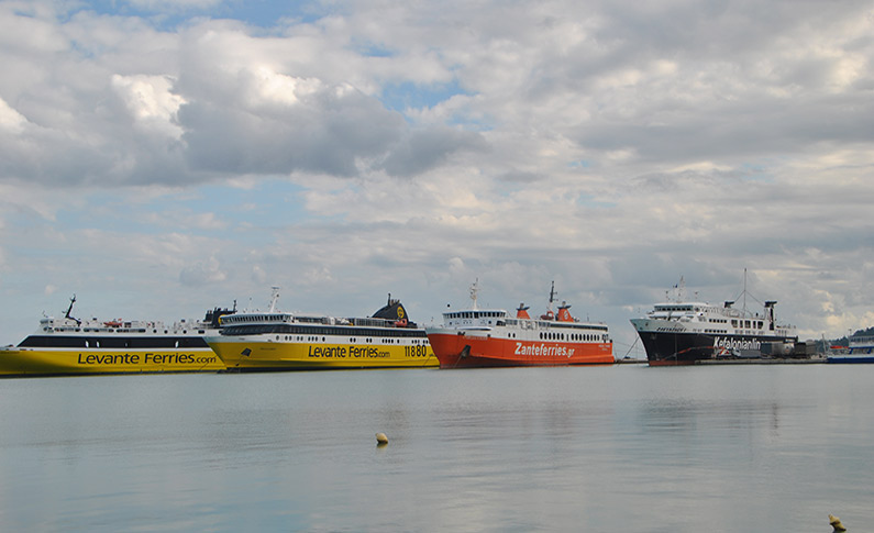 Θλίψη στη Ζάκυνθο από την απρόσμενη απώλεια του 43 χρονου αξιωματικού πλοίου της γραμμής Κυλλήνης – Ζακύνθου- Βγήκε για μια βραδινή βόλτα και...