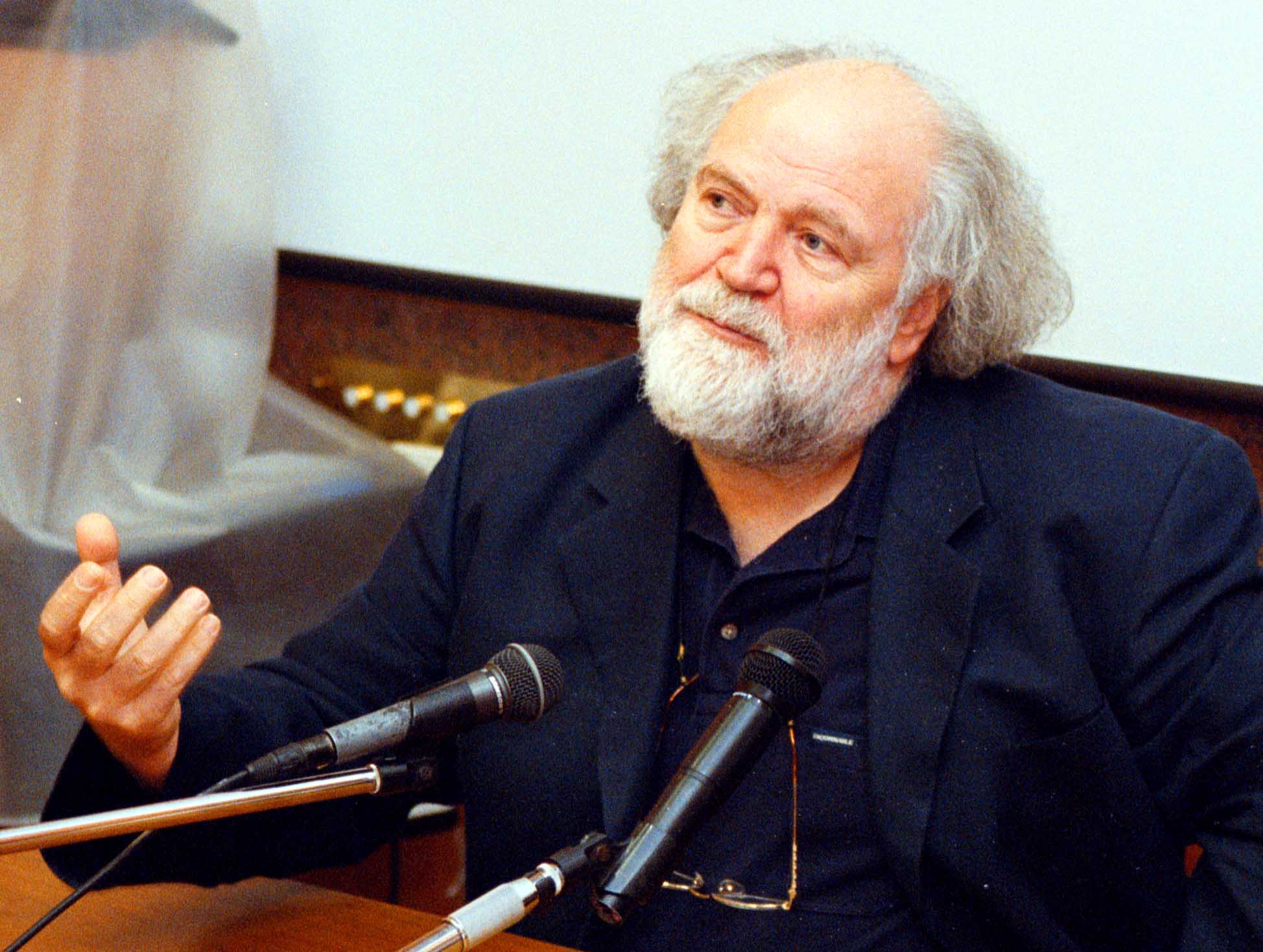 O Γιάννης Μαρκόπουλος με νέες δυνάμεις του σύγχρονου ελληνικού τραγουδιού, απόψε στο Αρχαίο Ωδείο