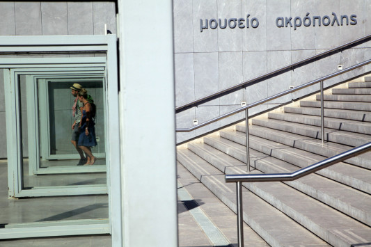 Καταγγελία για εργατικό ατύχημα με έγκυο στο Μουσείο της Ακρόπολης