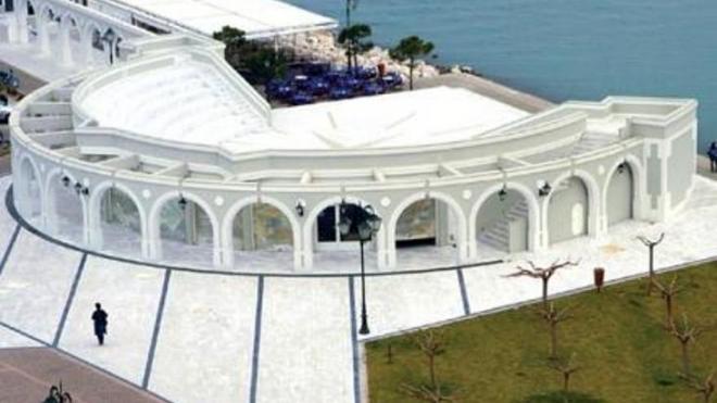 Ετήσια καλοκαιρινή παράσταση σύγχρονου χορού από το Σύλλογο Έσω - Έξω Αγυιάς και Τερψιθέας