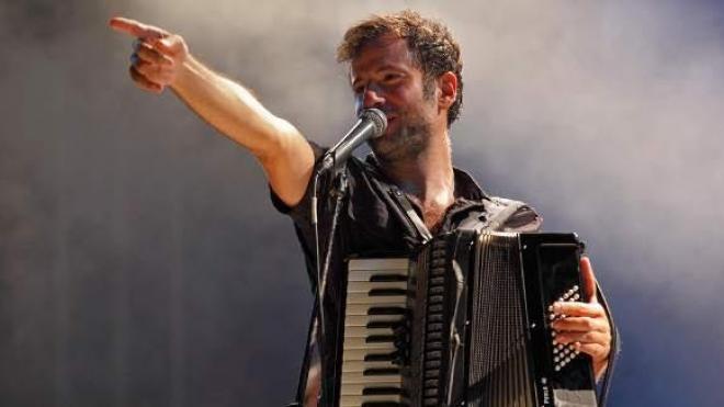 Πάτρα: Αναβάλλεται η αποψινή συναυλία του Κωστή Μαραβέγια