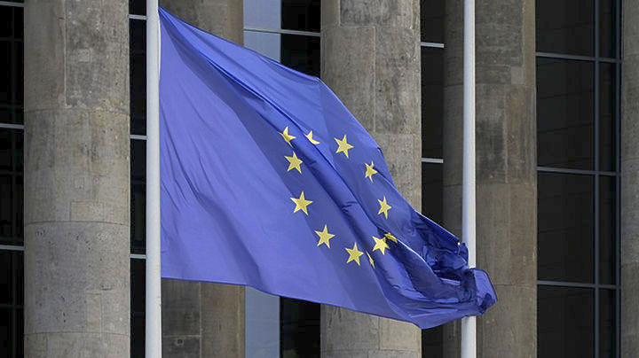 Κομισιόν: Νομικές διαδικασίες εναντίον χωρών που αρνούνται να υποδεχθούν αιτούντες άσυλο