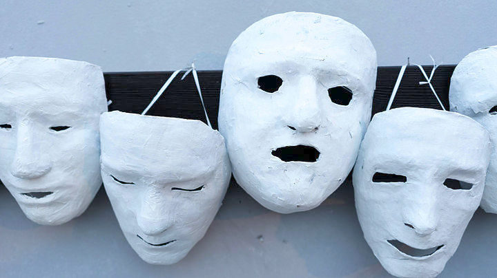 Υπουργείο Πολιτισμού: Διευκρινίσεις για την τροπολογία σχετικά με τους καλλιτεχνικούς διευθυντές των ΔΗΠΕΘΕ