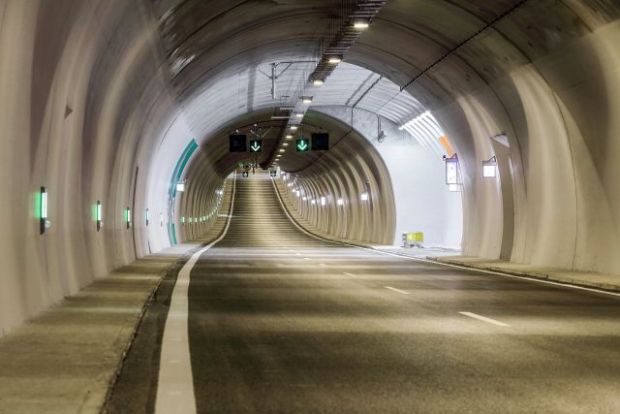 Πάτε διακοπές; Ο Δεκάλογος της ασφαλούς οδήγησης στο νέο δίκτυο των Αυτοκινητόδρομων της χώρας