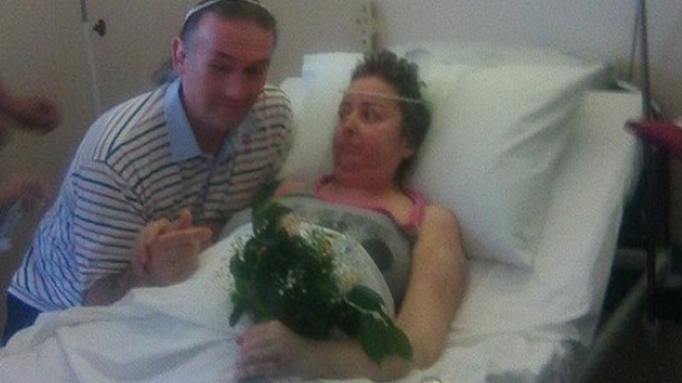 Συγκινητική τελετή γάμου στο Νοσοκομείο Βόλου