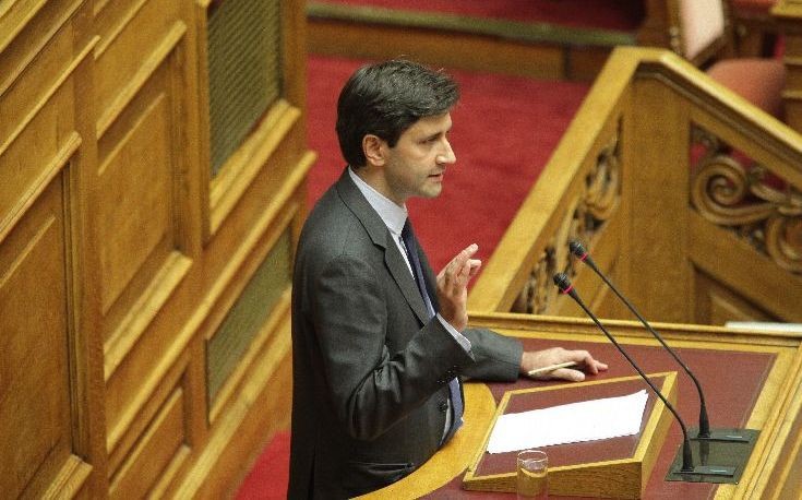 Γ. Χουλιαράκης: Η μόνη δίκαιη στρατηγική εξόδου από την κρίση είναι η στρατηγική της κυβέρνησης