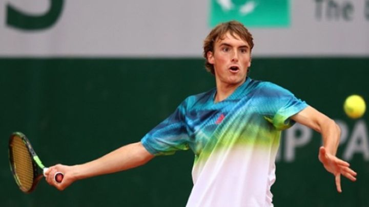 Αποκλείστηκε στον πρώτο γύρο του Γουίμπλεντον ο Τσιτσιπάς