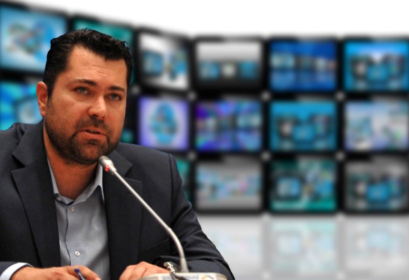 Κρέτσος για τηλεοπτικές άδειες: «Ο διαγωνισμός είναι ο μόνος τρόπος για να προστατευθούν οι θέσεις εργασίας»