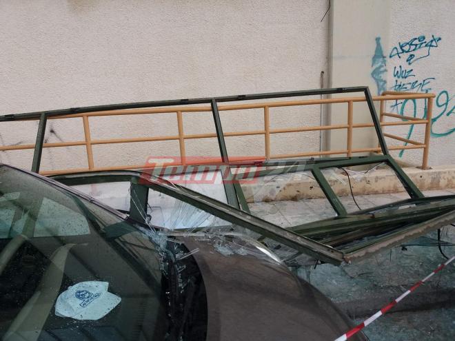 Πάτρα: Κολυμβητήριο ΠΕΠΑΝΟΣ - Ο σφοδρός αέρας έριξε τζαμαρία πάνω σε αυτοκίνητα - Ευτυχώς δεν υπάρχουν τραυματισμοί - Τί λέει στο tempo24.gr o πρόεδρος του ΠΕΑΚ - ΒΙΝΤΕΟ - ΦΩΤΟΓΡΑΦΙΕΣ