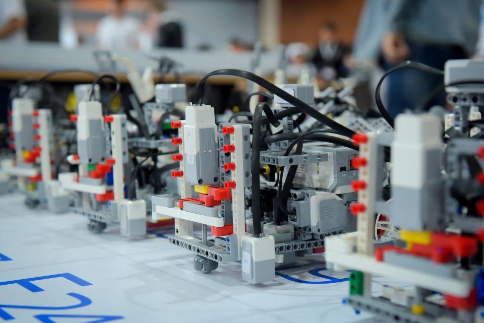 Από την Πάτρα και οι δύο ομάδες που κέρδισαν τον πανελλήνιο διαγωνισμό ρομποτικής και πάνε στην παγκόσμια ολυμπιάδα της Κόστα Ρίκα!