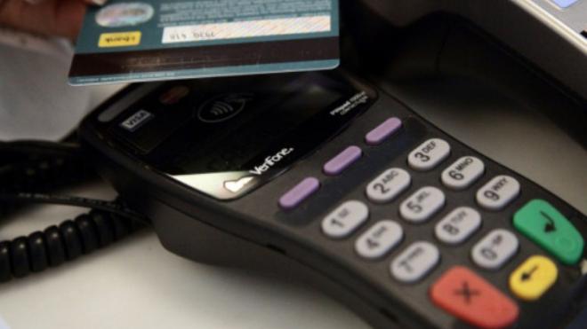 Υποχρεωτικά τα POS από αύριο σε 400.000 επιχειρήσεις – Οι πρώτες αντιδράσεις στην Πάτρα από τον δικηγορικό κλάδο - Ποια είναι τα πρόστιμα