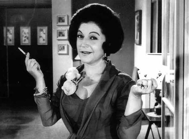 Σαν σήμερα "έφυγε" η ανεπανάληπτη ηθοποιός Ρένα Βλαχοπούλου