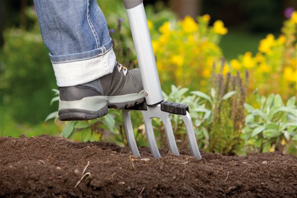 Αχαΐα: Ο Βαγγέλης έσκαβε και οι εργαζόμενοι στον δήμο χαμήλωναν τα μάτια... Συγκλονιστική η περιγραφή υπαλλήλου για τον συμβασιούχο Πτυχιούχο Οικονομικού Πανεπιστημίου!