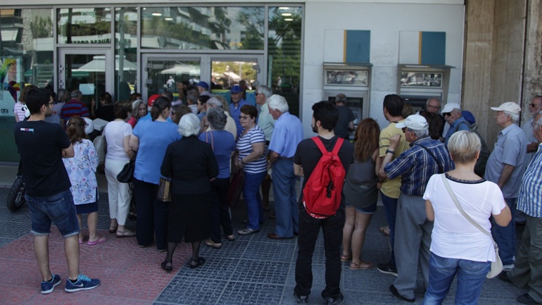 Capital controls: Θα μπορούμε να "σηκώνουμε" 1.800 ευρώ το μήνα- Ολες οι αλλαγές