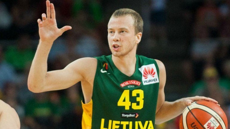 Ξεκινά θεραπεία στην Αθήνα ο Λεκαβίτσιους