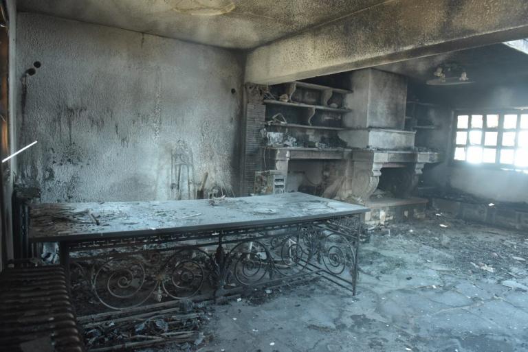 H Αττική φλέγεται– Κόλαση σε Βαρνάβα και Καπανδρίτι – Οι καπνοί πνίγουν το λεκανοπέδιο