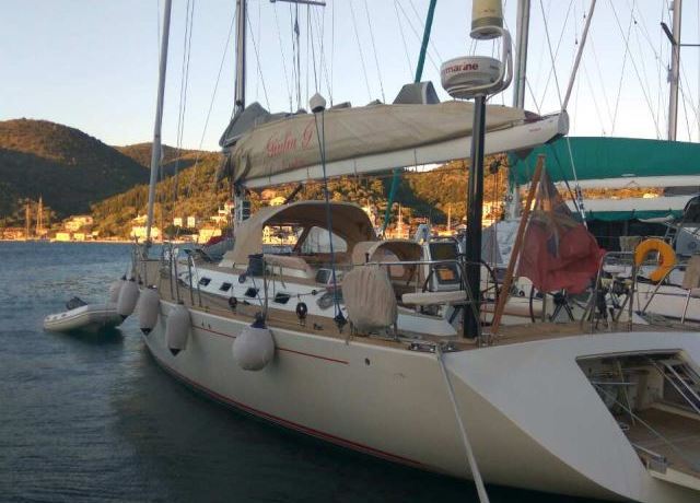 Παράνομη ναύλωση σκάφους ξένης σημαίας στην Ιθάκη