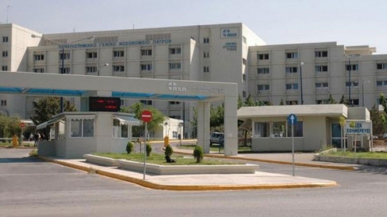 Πάτρα: Διασωληνωμένος στο Πανεπιστημιακό Νοσοκομείο σε βαριά κατάσταση ο 30χρονος που τραυματίστηκε σε τροχαίο στα Λεχαινά